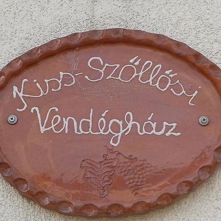 Kiss-Szőllősi Vendègház Debrecen Exterior foto